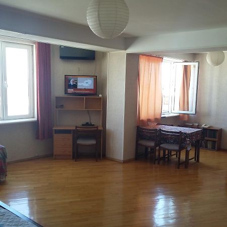 Good Apartment Tbilisi Ngoại thất bức ảnh
