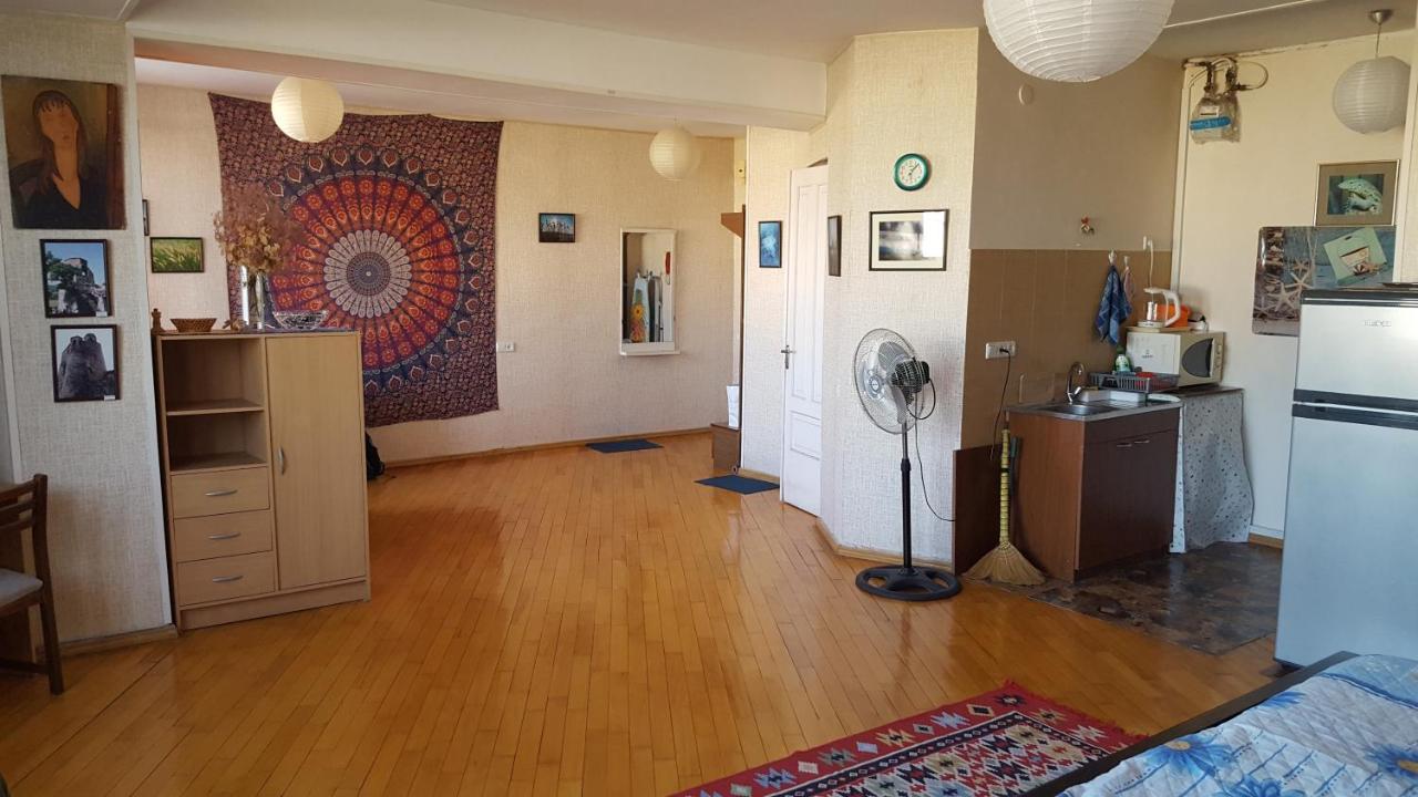 Good Apartment Tbilisi Ngoại thất bức ảnh