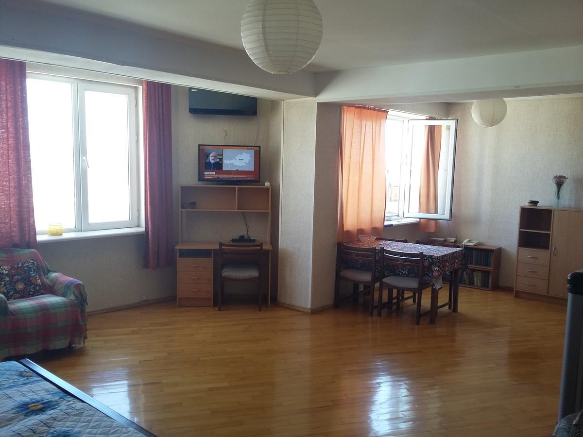 Good Apartment Tbilisi Ngoại thất bức ảnh